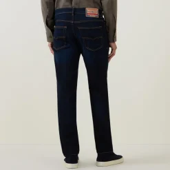 2023 D-Finitive Tapered Jeans