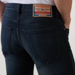 2019 D-Strukt Slim Leg Jeans