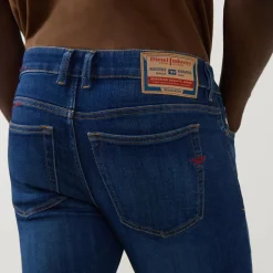 1979 Sleenker Skinny Leg Jeans