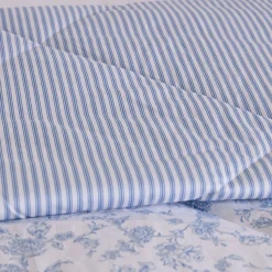 Sale FOXFORD 180 Thread Count Garden Bouquet Quilted Blanket