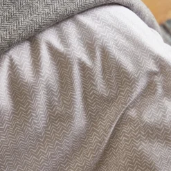 New FOXFORD 180 Thread Count Nacre Weave Duvet Set