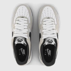 Sale NIKE Air Force 1 07 Trainers