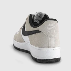 Sale NIKE Air Force 1 07 Trainers