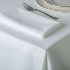 Amalfi Tablecloth White