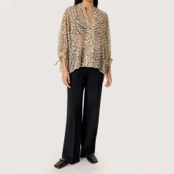 Fashion SOAKED IN LUXURY Anaya Amily Leopard Blouse