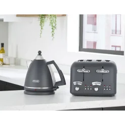 Fashion DE'LONGHI Argento Silva Kettle & Toaster Set