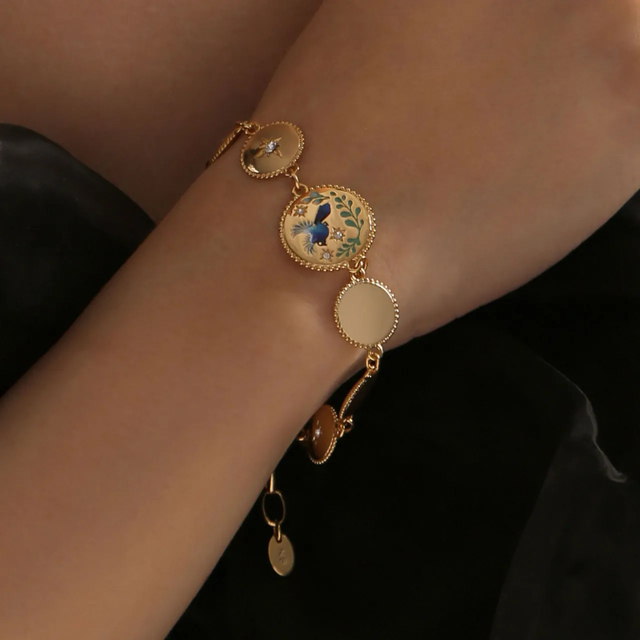 Fashion NEWBRIDGE SILVERWARE Bird Enamel Link Bracelet