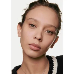 Discount CHANEL Blurring Smooth Effect Foundation