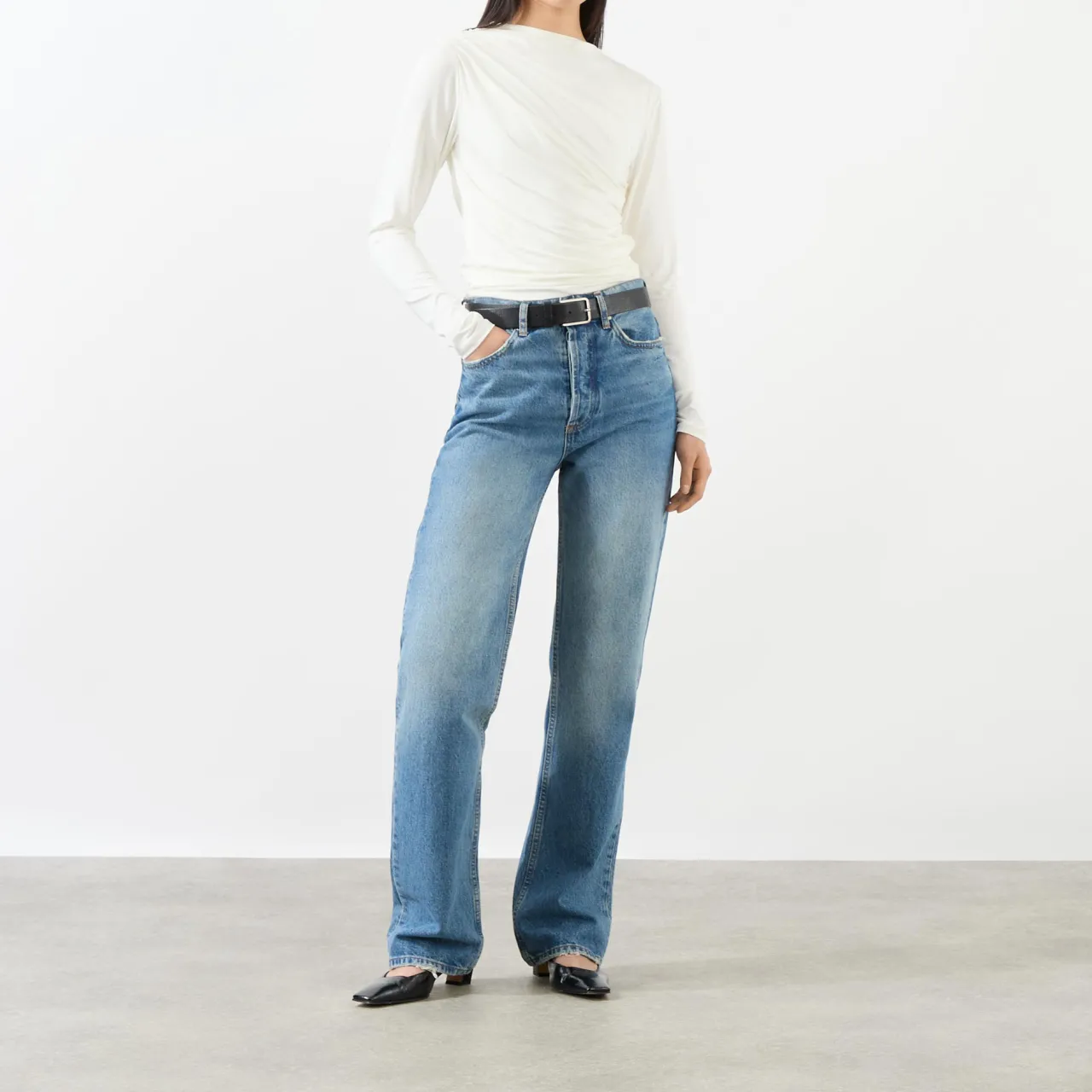 New ANINE BING Bray Ruched Long-Sleeved Top