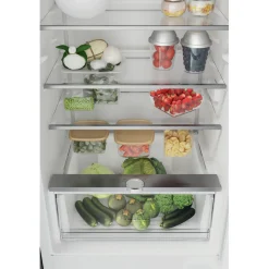 Built In 55cm Total NoFrost Fridge Freezer 70-30