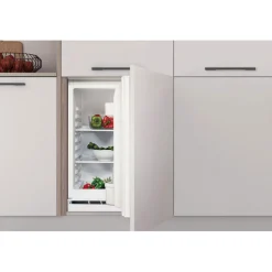 Built In 60cm Under Counter Larder Fridge 144L