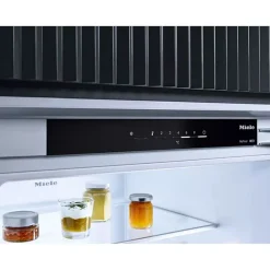 Built-in Fridge-Freezer Combination