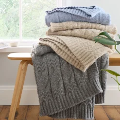 Cable Knit Throw Blue