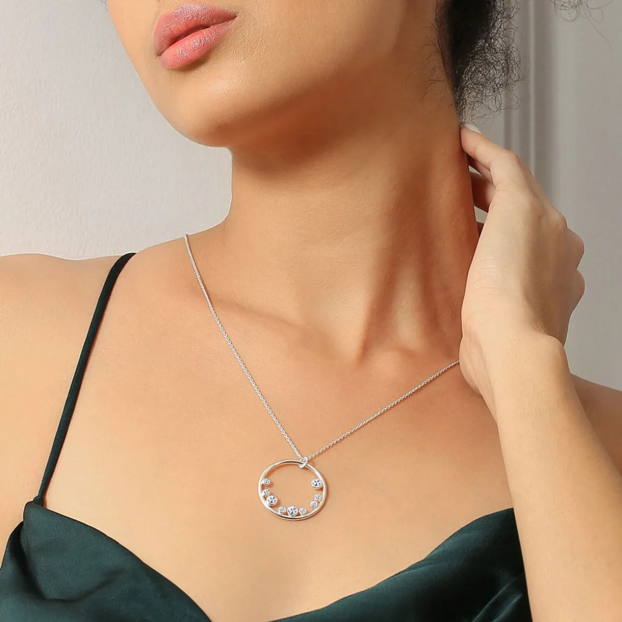 Circular Pendant Necklace