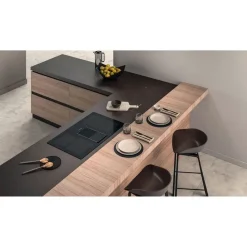 Hot HOTPOINT 83cm Induction with Integrated Extractor and Ceramic Filter Included