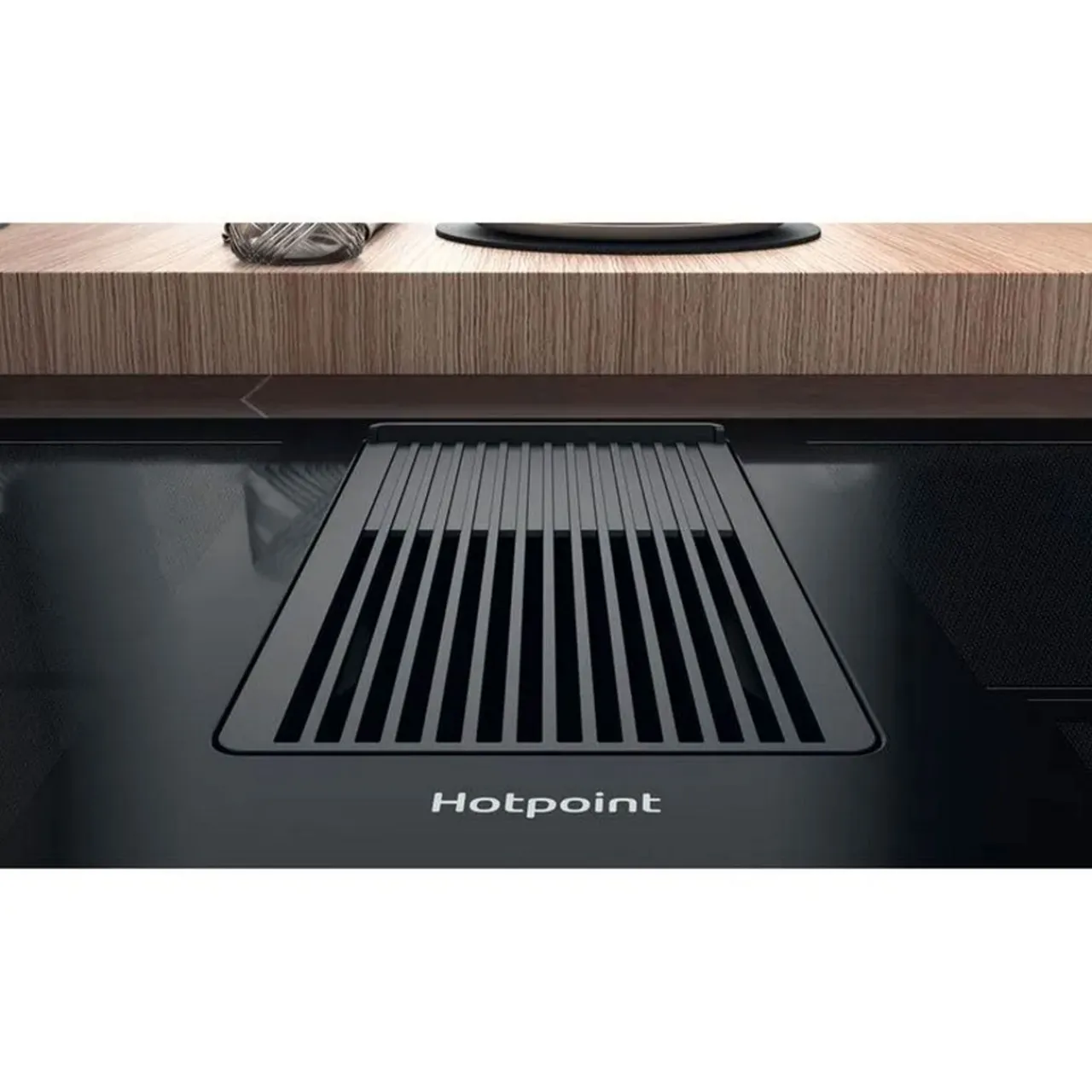 Hot HOTPOINT 83cm Induction with Integrated Extractor and Ceramic Filter Included
