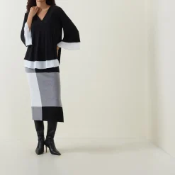 Contrast Trim Blouse