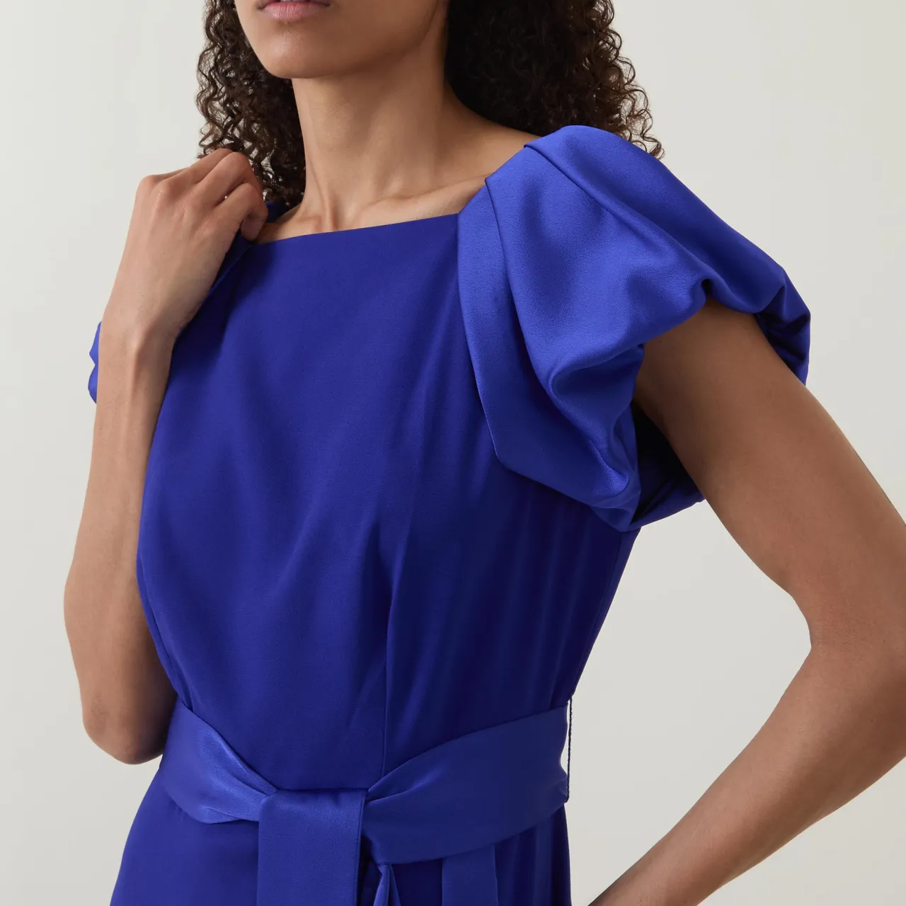 Hot CAROLINE KILKENNY Della Puff-Sleeve Belted Asymmetric Dress