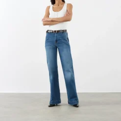 Dojo Modern Flared Leg Jeans