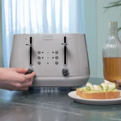 Fashion DE'LONGHI Eclettica Toaster Beige