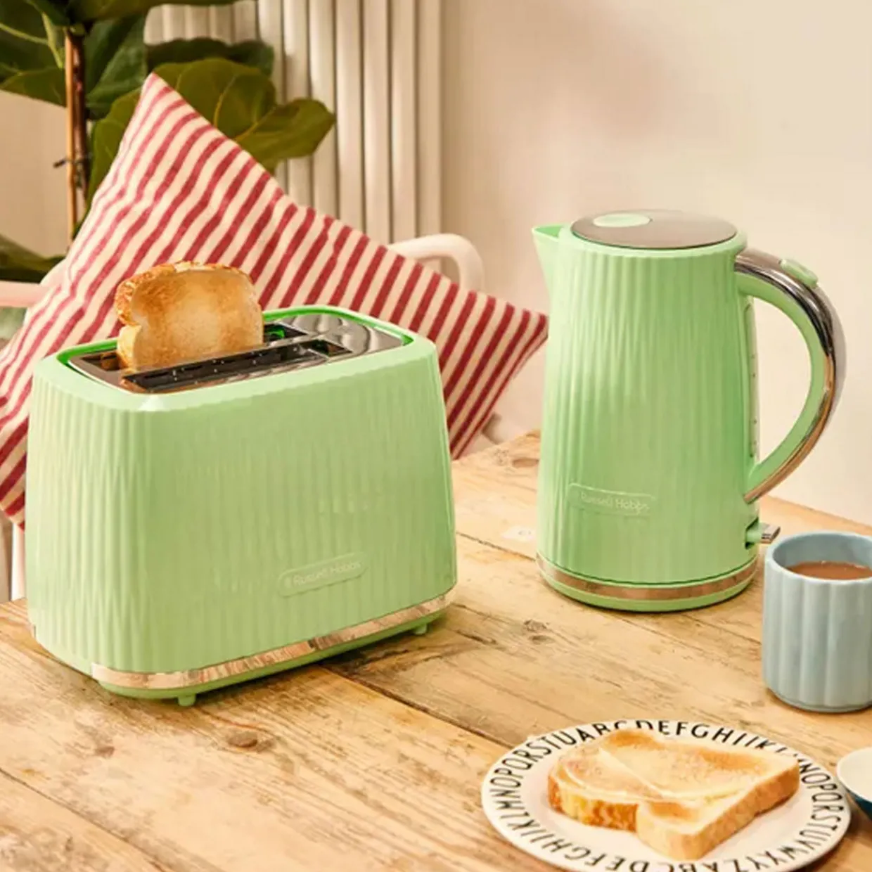 Eden Kettle Green 1.7L