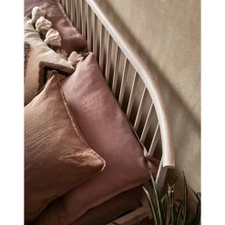 Ercol Salina Kingsize Spindle Bed - King