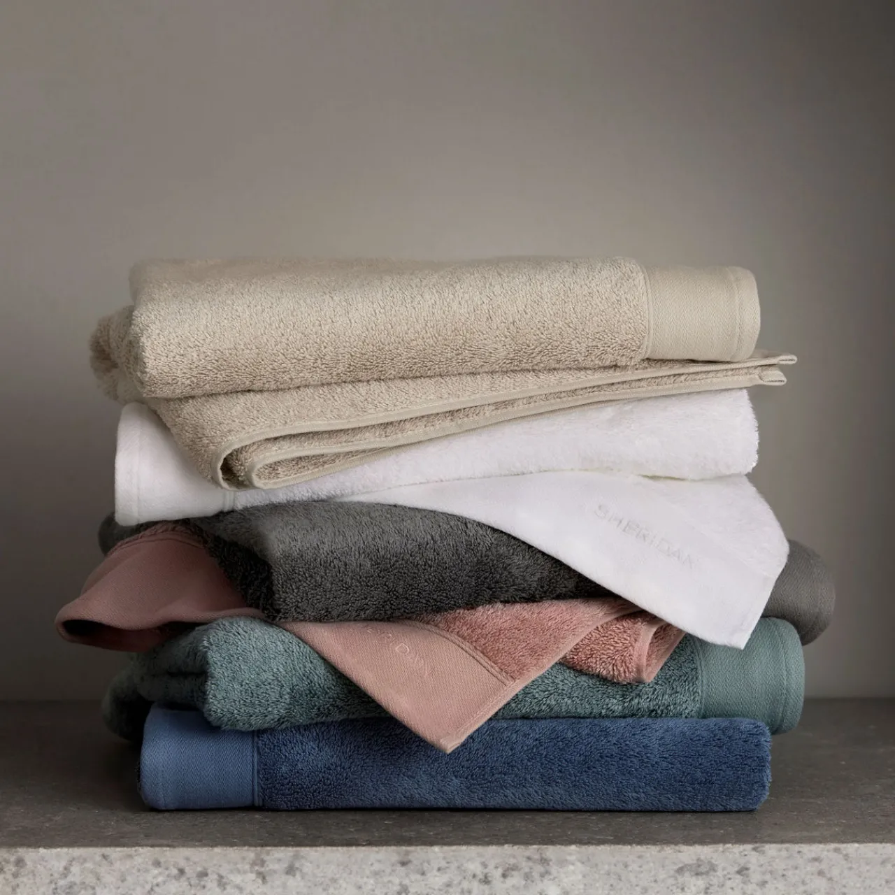 Online SHERIDAN Eris Towel Smoke