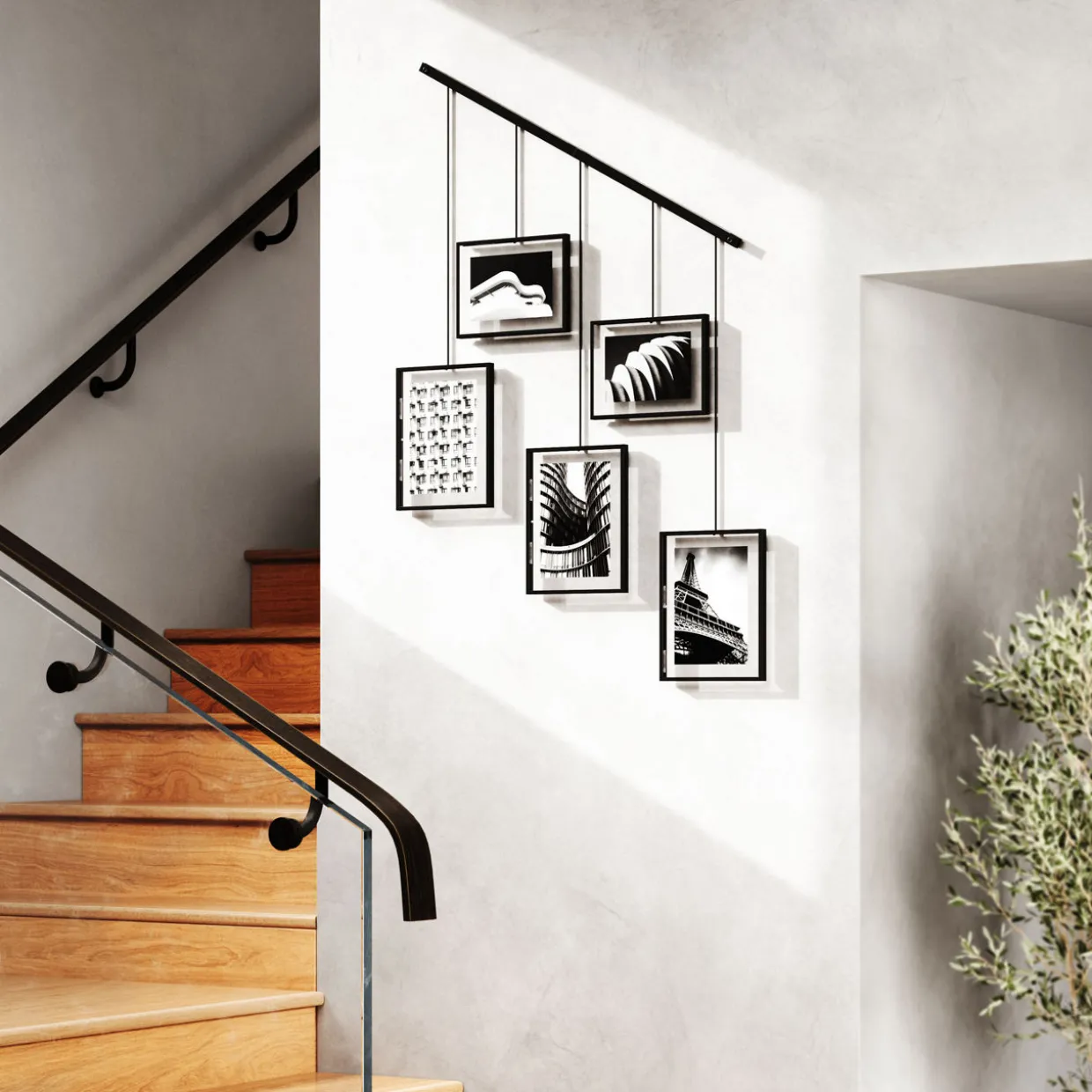 Exhibit Gallery Picture Frame Set