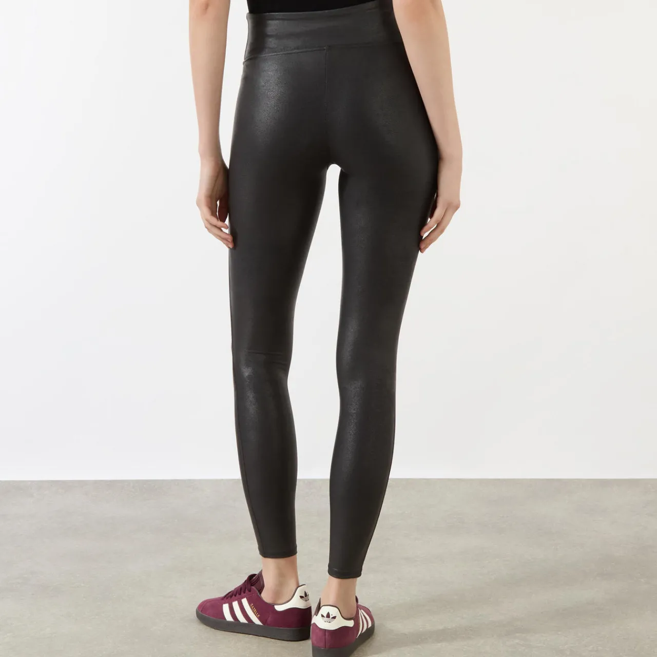 Fashion SPANX Faux Leather Leggings Petite