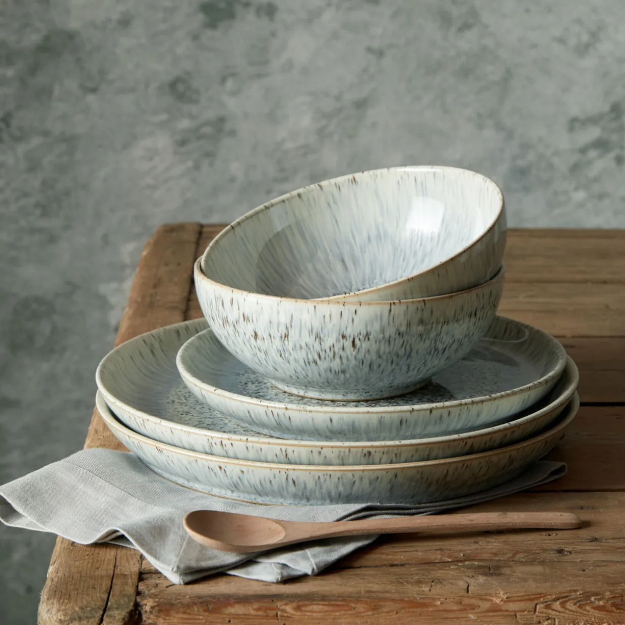 Halo Speckle Coupe Dinner Plate