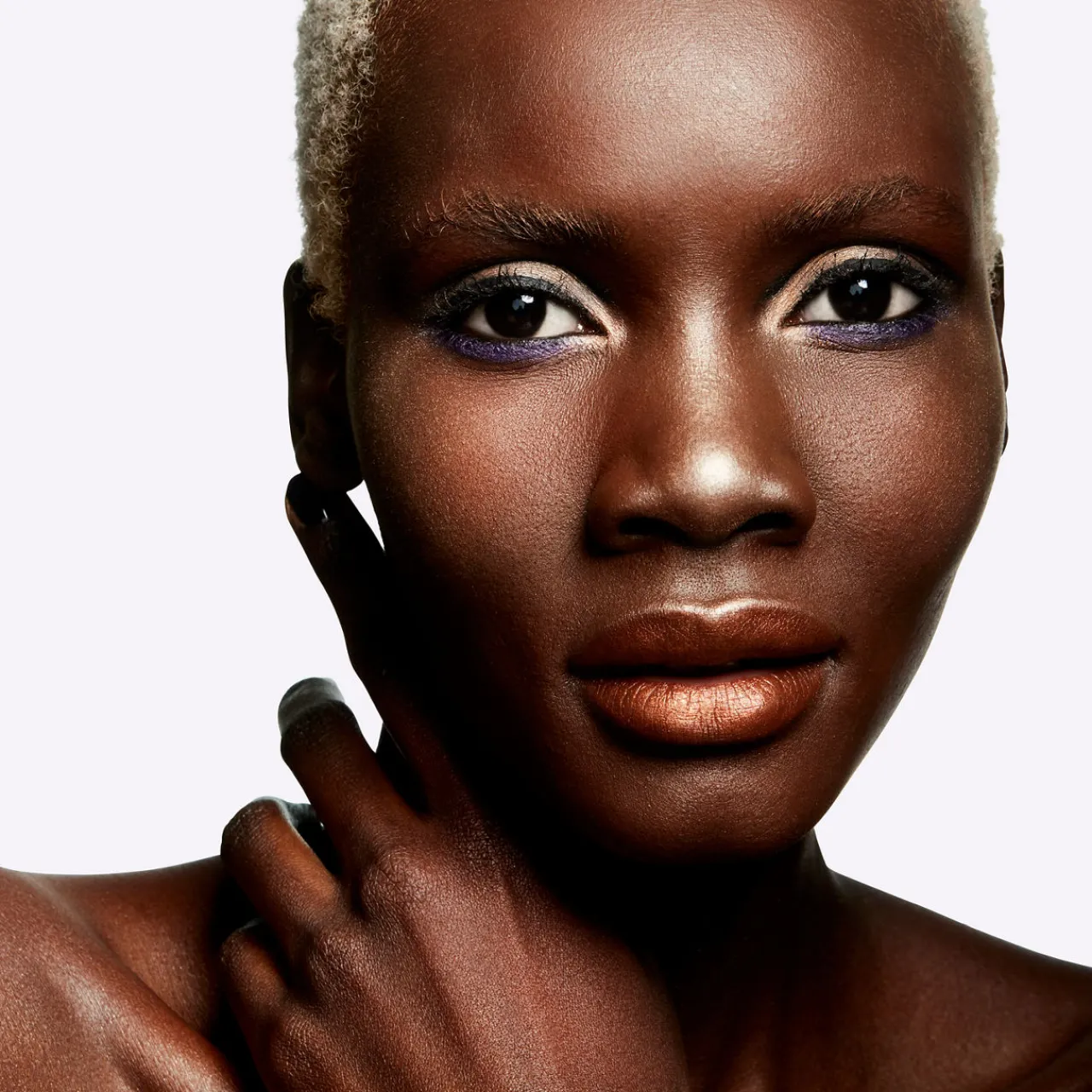 Clearance MAC Hyper Real Glow Palette