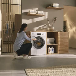 8kg Front-Loading Washing Machine