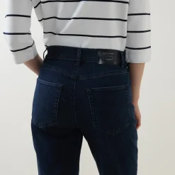 Kia Mid-Rise Tapered Jeans