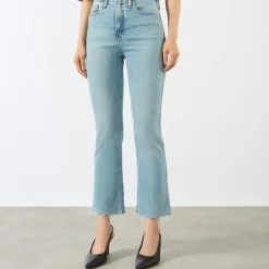 Discount GOOD AMERICAN Kick Flared Leg Jeans
