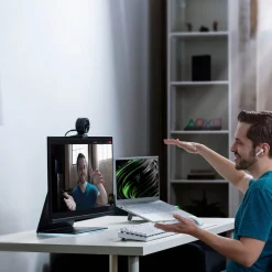 Online RAZER Kiyo Pro 1920 x 1080 Webcam With High-Performance Adaptive Light Sensor