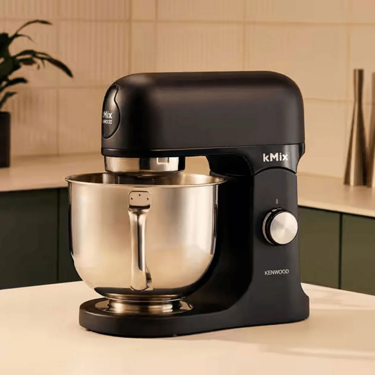 kMix Sleek Black Stand Mixer