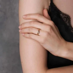 9kt Gold & Diamond Solitaire Ring