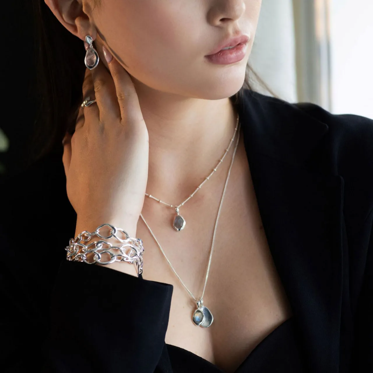 Online JUVI DESIGNS Labradorite Pebble Charms Necklace