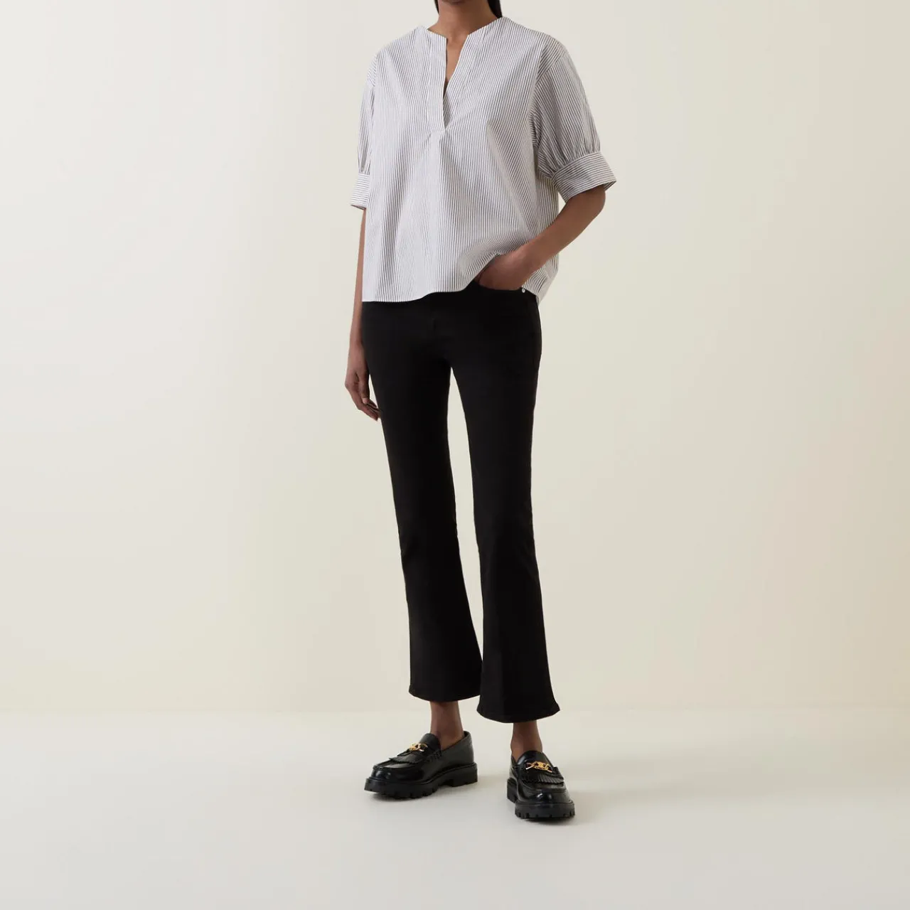 New FRAME Le Crop Mini Boot Mid-Rise Jeans