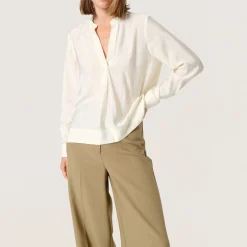 Discount SOAKED IN LUXURY Leodora Solid Blouse