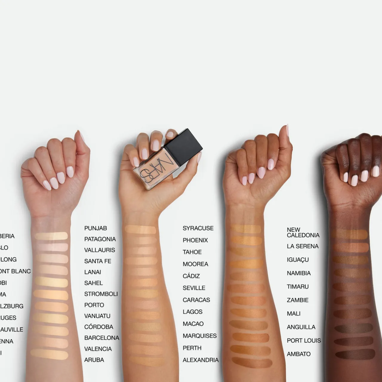 Online NARS Light Reflecting Foundation