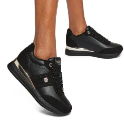 Lina Lace-Up Trainers