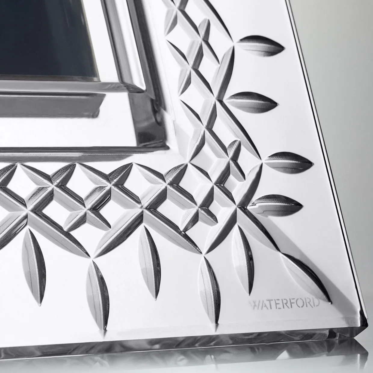 Lismore Photo Frame 20x25cm 8x10in