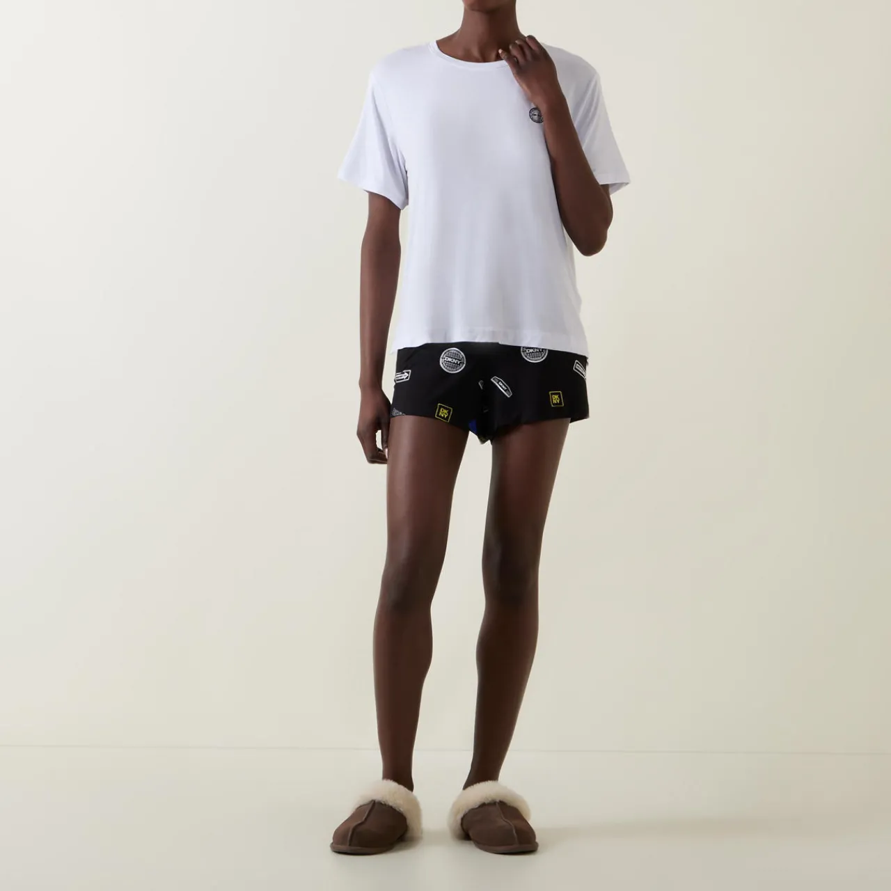 Best DKNY Logo T-Shirt & Logo Badge Boxer Shorts Pyjama Set