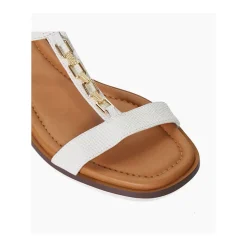 Lottys Chain T-Bar Sandals