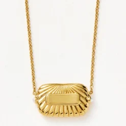 Love Ridge Pendant Necklace