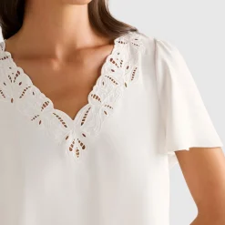 Outlet FOREVER NEW Luna Embroidered Top