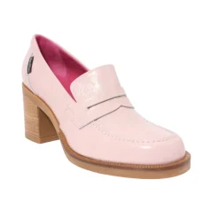 M672 Heeled Loafers