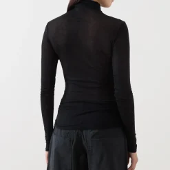 Massachusetts Fine-Knit Turtleneck