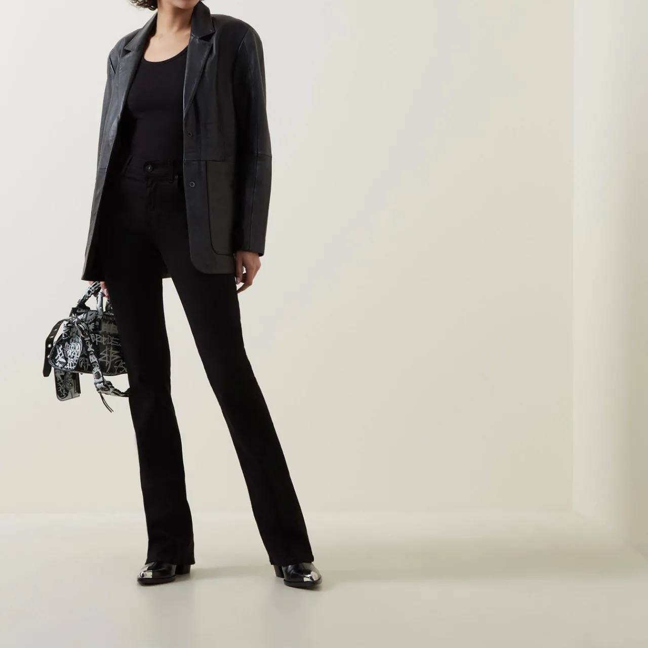 Outlet 7 FOR ALL MANKIND Mid-Rise Bootcut Jeans